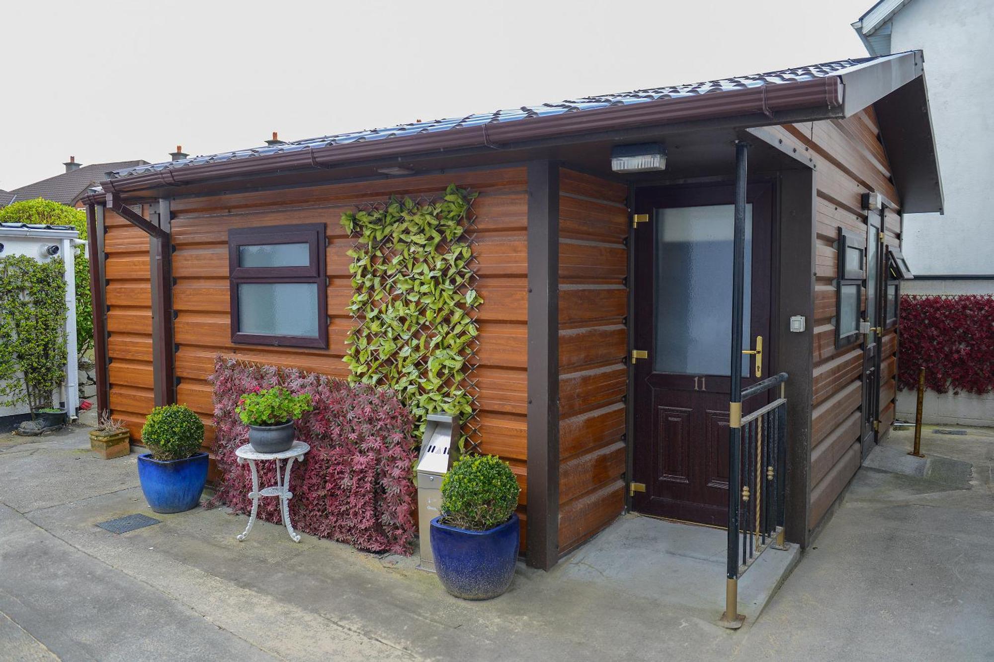 Urban Nest Townhouse Panzió Galway Kültér fotó